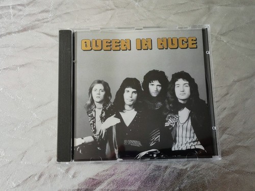 Queen nuce smile - queen,