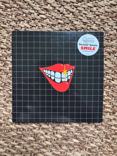 Queen gettin smile - queen,